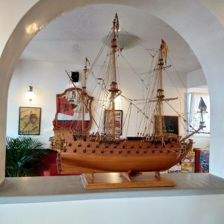 Villa Romana Lignano Sabbiadoro Eksteriør billede